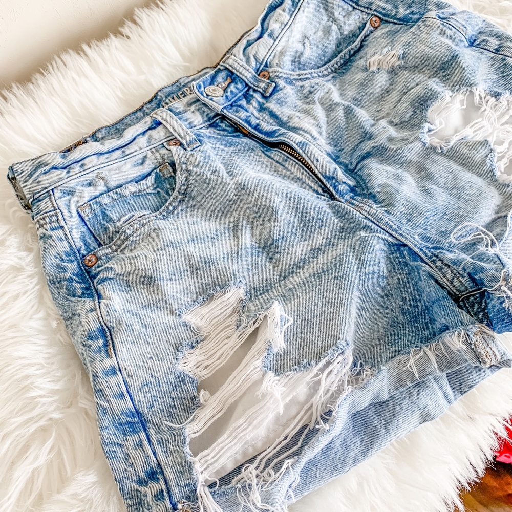 High-Waisted Mom Shorts